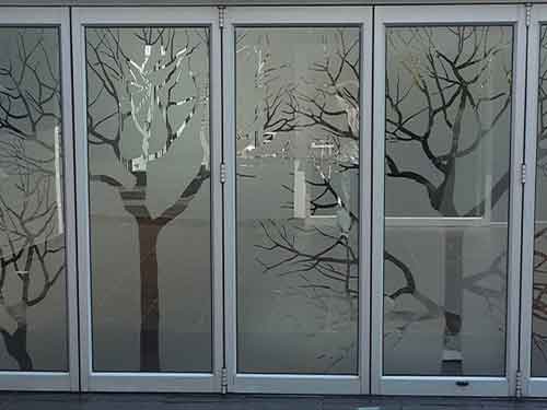 &nbsp;&bull; شیشه